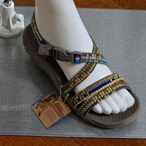 Skechers Multicolor Sandals Skechers Reggae for Women Size 7.